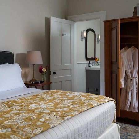 Landmark Inn Cooperstown Bagian luar foto
